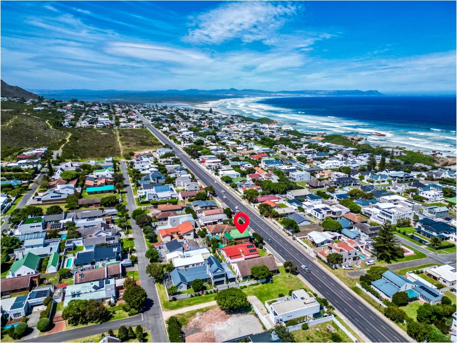 5 Bedroom Property for Sale in Voelklip Western Cape